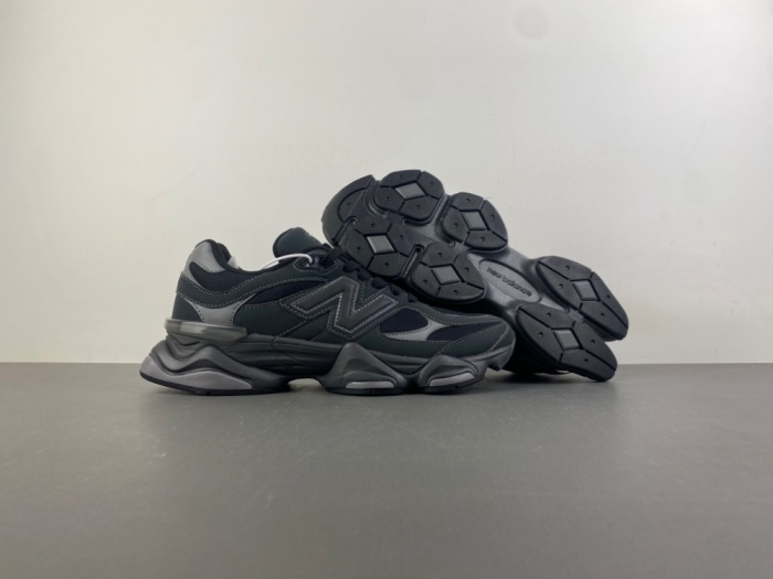 New Balance 9060 Mono Black  U906079E