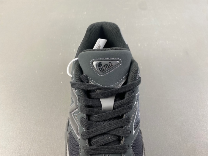 New Balance 9060 Mono Black  U906079E