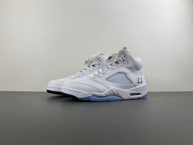Air Jordan 5 Retro White Metallic  HQ7978-103