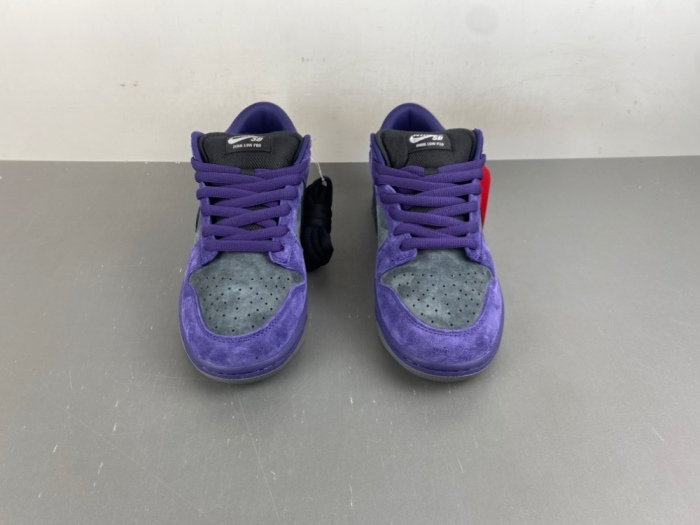 SB Dunk Low Supreme 94 Ink HQ8487-500