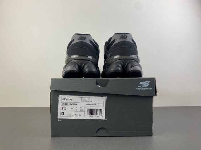 New Balance 9060 Mono Black  U906079E