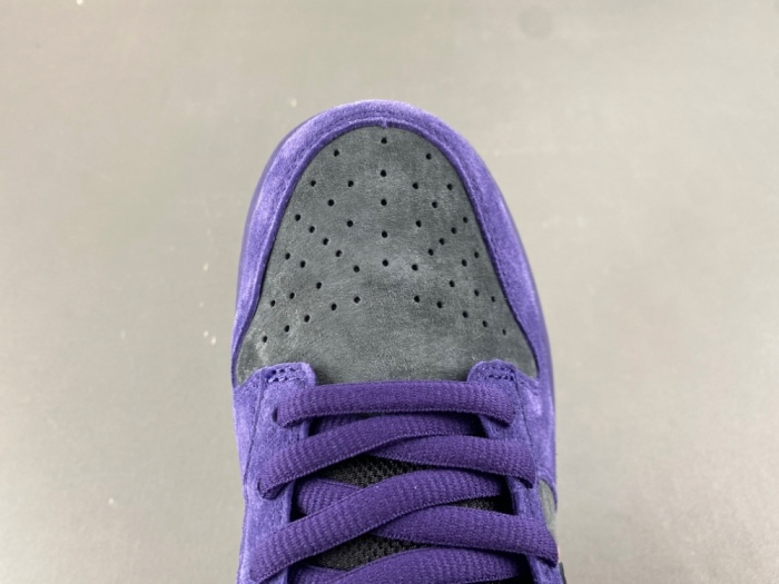 SB Dunk Low Supreme 94 Ink HQ8487-500