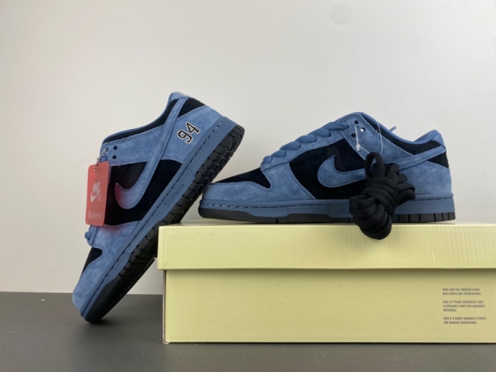 SB Dunk Low Supreme 94 Ocean Fog HQ8487-400