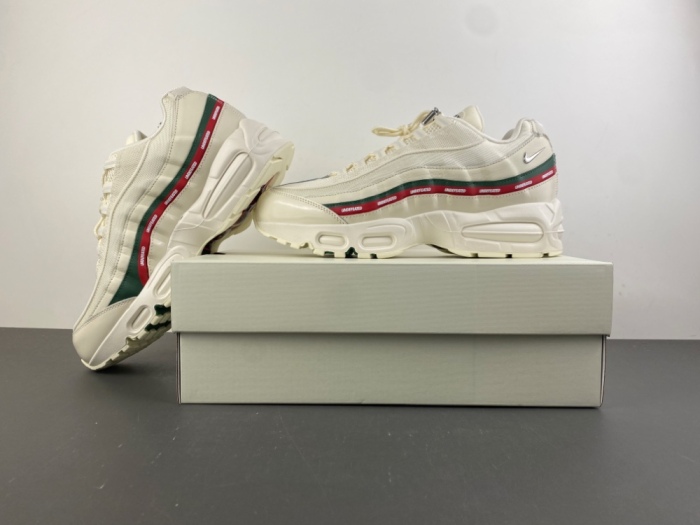 Air Max 95 SP Undefeated Sail IB4453-100