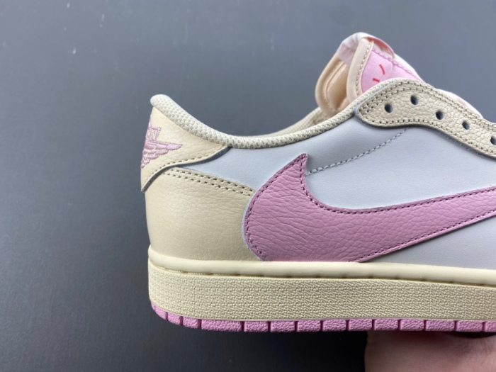 Air Jordan 1 Retro Low OG SP Travis Scott Shy Pink IQ7604-100