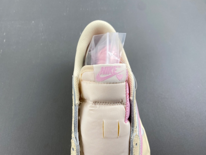 Air Jordan 1 Retro Low OG SP Travis Scott Shy Pink IQ7604-100