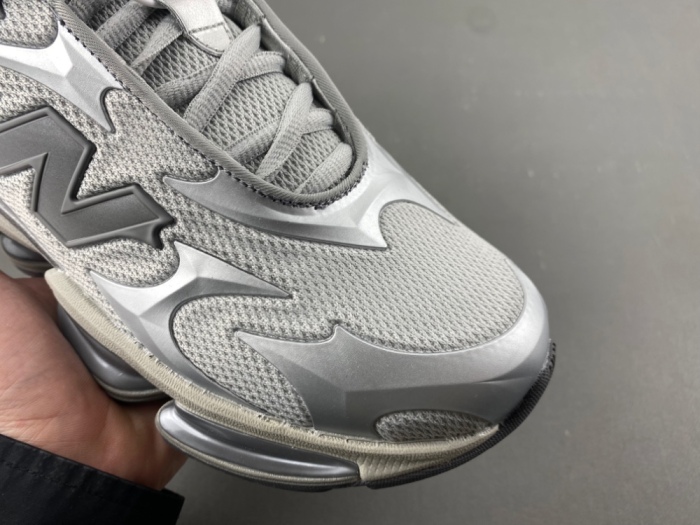 New Balance Abzorb 2000 Silver Metallic  U20005UW