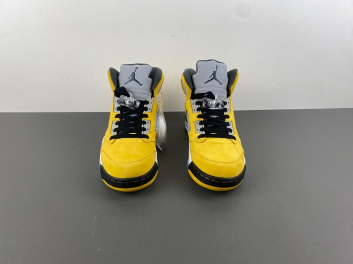 Air Jordan 5 Retro Tokyo T23 IO3372-700