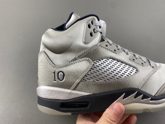 Air Jordan 5 Retro Wings IO2038-001