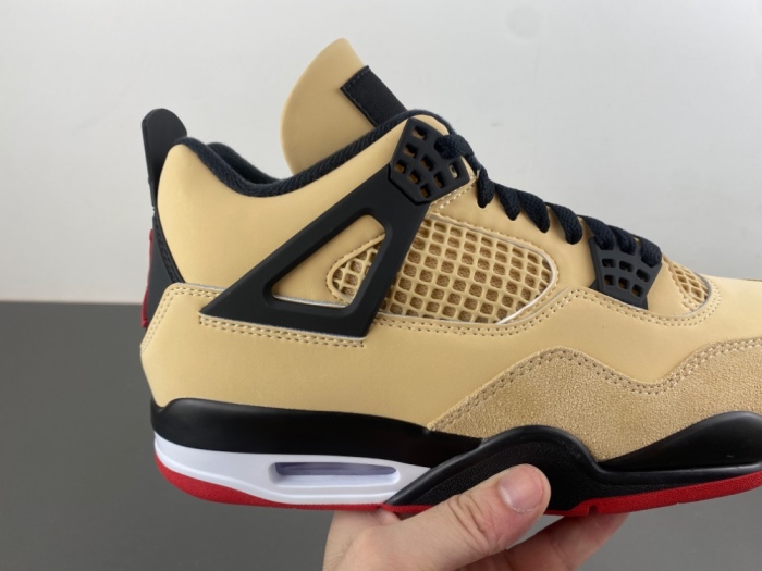 Air Jordan 4 Retro Pizza IH2094-200