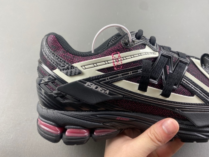 New Balance 1906A Black Pink U1906AD