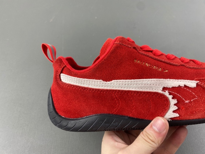 B*alenciaga x P*uma Speedcat Suede Distressed Red White 847146 WSDSD 6910 / 406519-03