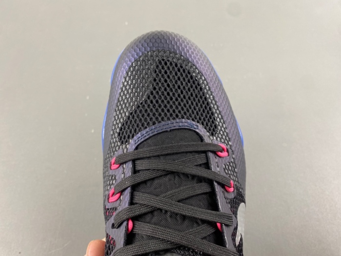 Kobe 11 EM Low Invisibility Cloak 836183-005