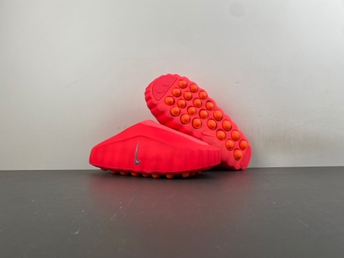 Mind 001 Slide Solar Red HQ4307-600