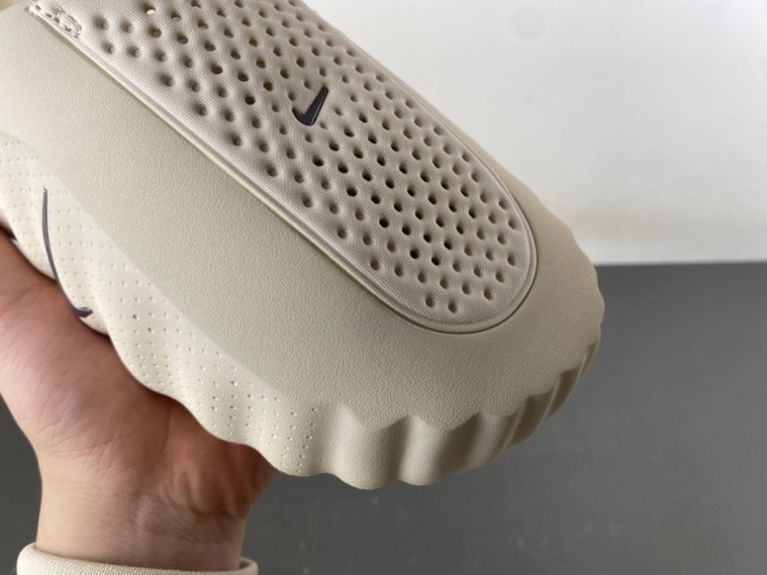 Mind 001 Slide Light Bone HQ4307-002