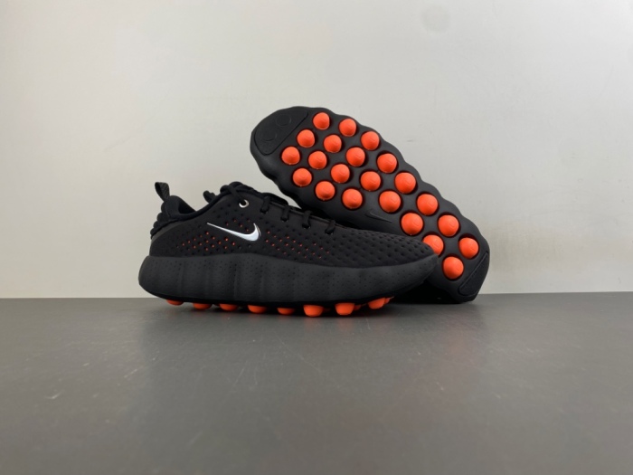 Mind 002 Black Hyper Crimson  HQ4308-001