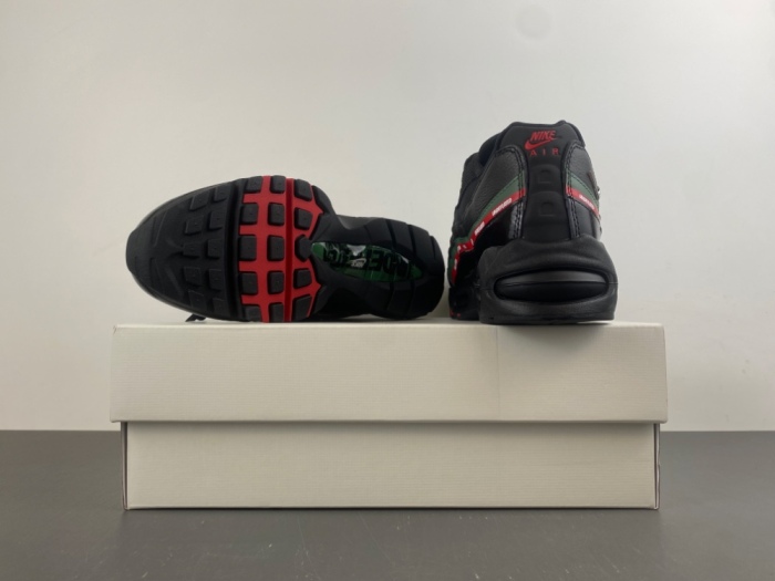 Air Max 95 SP Undefeated Black  IB4453-001