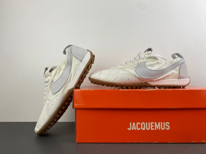 Moon Shoe SP J*acquemus Soft Pearl  HV8547-002