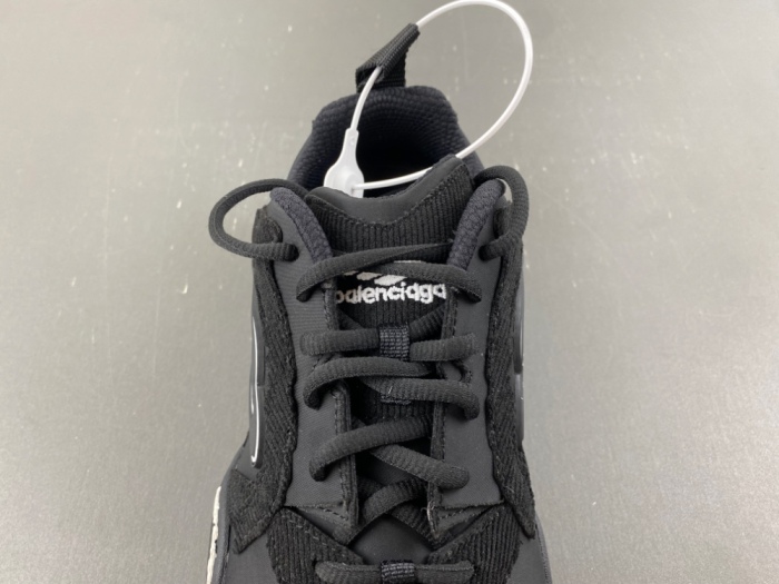 B*alenciaga Monday Ultra Sneaker AM20260625-20