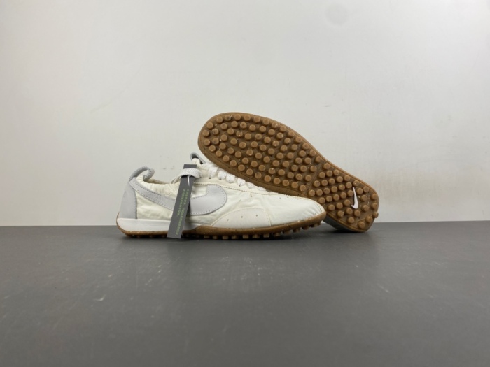 Moon Shoe SP J*acquemus Soft Pearl  HV8547-002