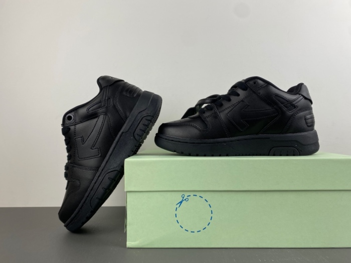 O*ff W*hite Low Tops Sneakers MK 20260625-17