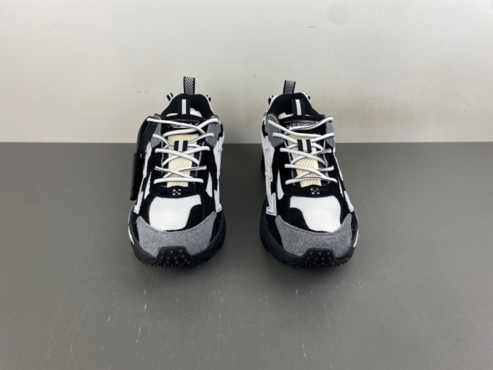 O*ff W*hite Low Tops Sneakers MK 20260627-13