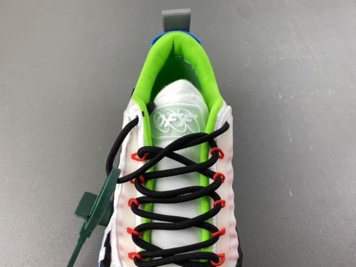 O*ff W*hite Low Tops Sneakers MK 20260627-1
