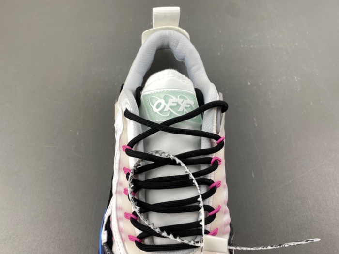 O*ff W*hite Low Tops Sneakers MK 20260629-1