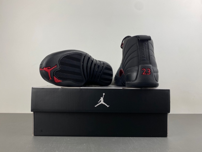 Air Jordan 12 Retro Bloodline  CT8013-003