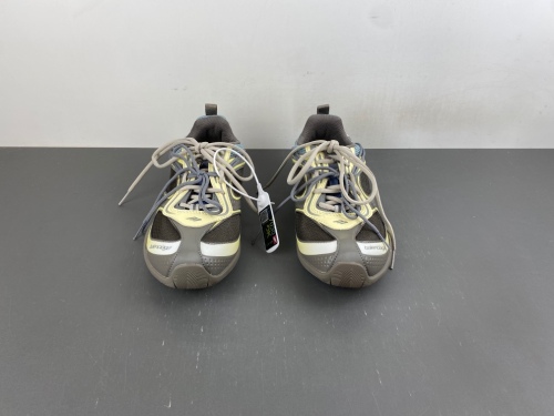 B*alenciaga Monday Ultra Sneaker AM20260701-1