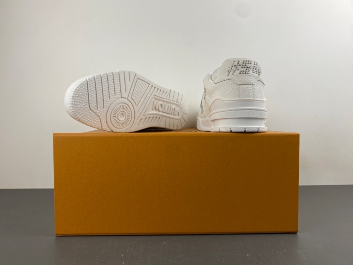 L*ouis V*uitton Top Sneaker Trainer MK 20260701-4