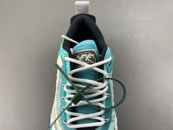 O*ff W*hite Low Tops Sneakers MK 20260713-6