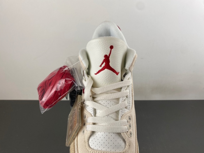 Air Jordan 3 Retro Levi’s Lunar New Year  IR0910-400