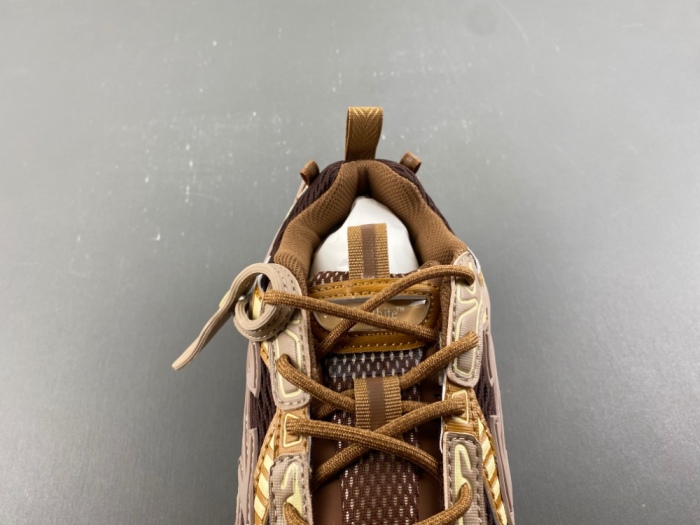 O*ff W*hite Low Tops Sneakers MK 20260713-8