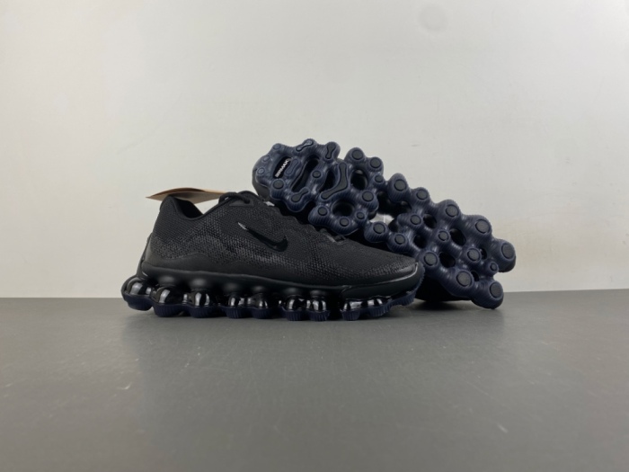 Air Liquid Max Triple Black  IQ7634-003