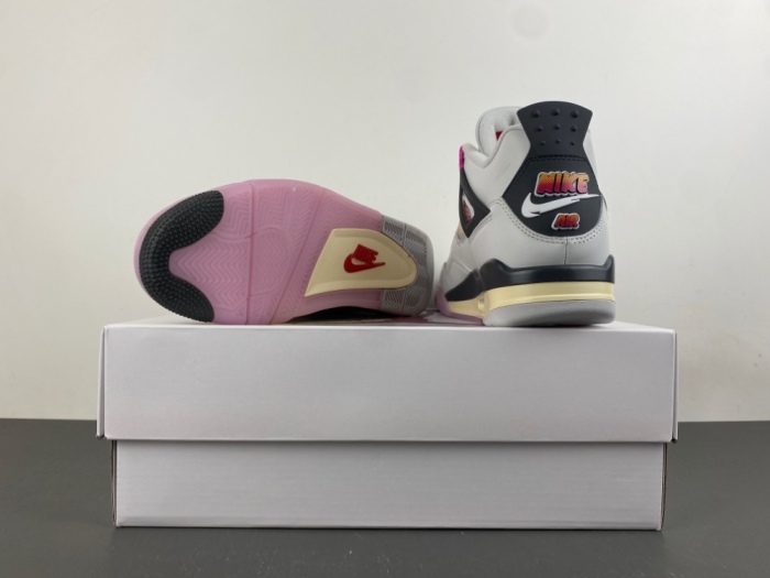 Air Jordan 4 Retro Comic  JA1135-100