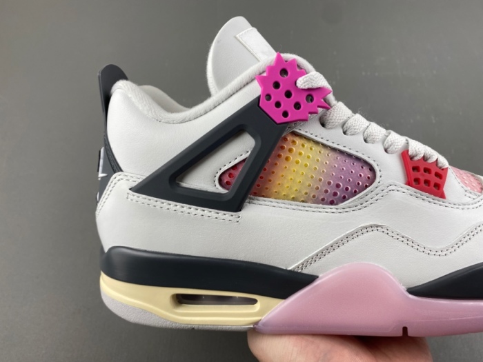 Air Jordan 4 Retro Comic  JA1135-100