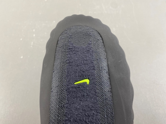 Mind 001 Flyknit Slide Hyper Royal Black IR2175-400