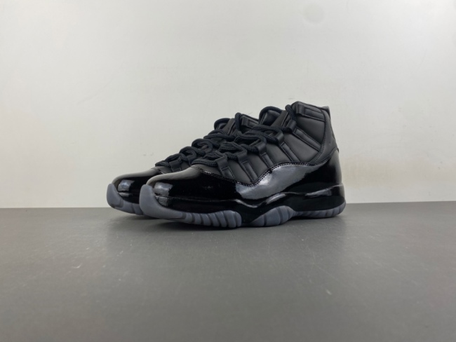 Air Jordan 11 Retro Comme des Garçons Homme Plus Black  IV7639-001