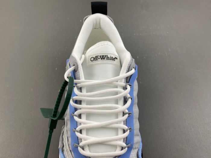 O*ff W*hite Low Tops Sneakers MK 20260812-7
