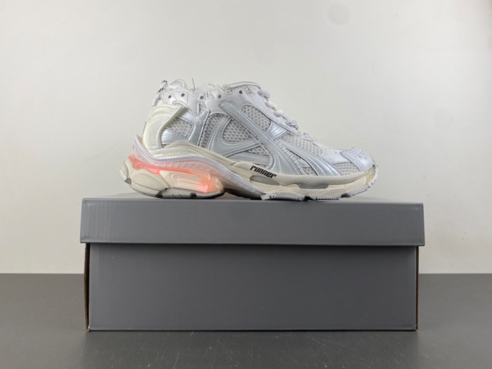 B*alenciaga runner LED Sneaker AM20260812-18