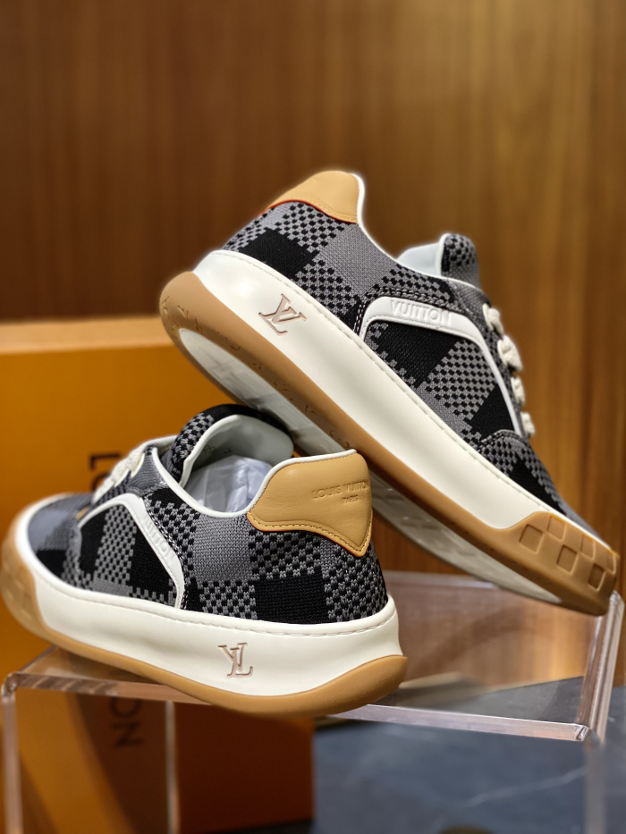 L*ouis V*uitton Top Sneaker Trainer RR20260816-17
