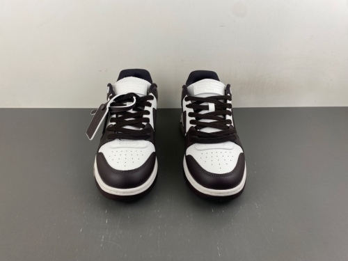 O*ff W*hite Low Tops Sneakers MK 20260827-10