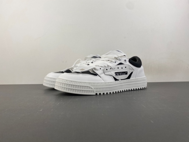 O*ff W*hite Low Tops Sneakers MK 20260827-5