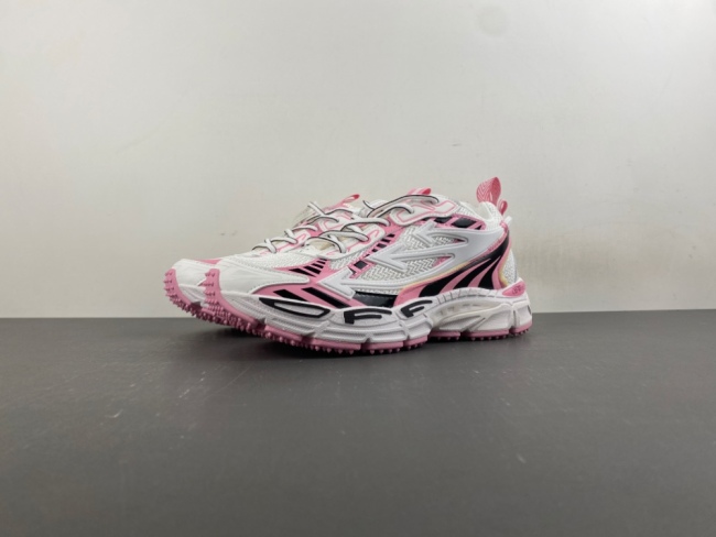 O*ff W*hite Low Tops Sneakers MK 20260827-13