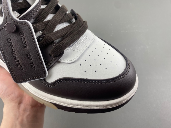 O*ff W*hite Low Tops Sneakers MK 20260827-10