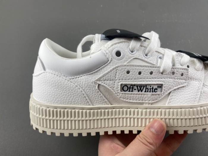 O*ff W*hite Low Tops Sneakers MK 20260827-14