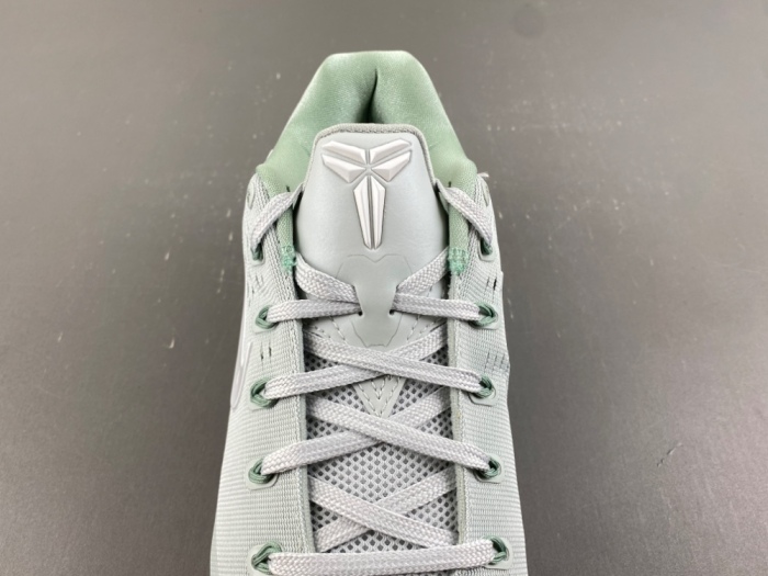 Kobe 9 EM Low Protro Light Silver Steam IH1401-003
