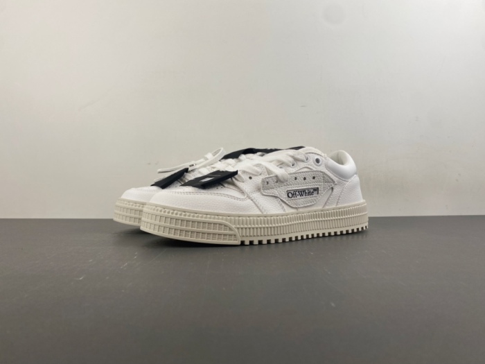 O*ff W*hite Low Tops Sneakers MK 20260827-14
