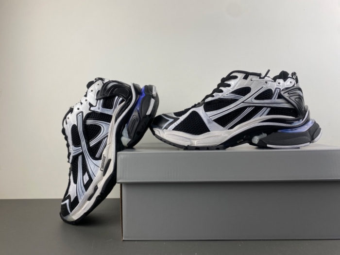 B*alenciaga runner LED Sneaker AM20260829-9